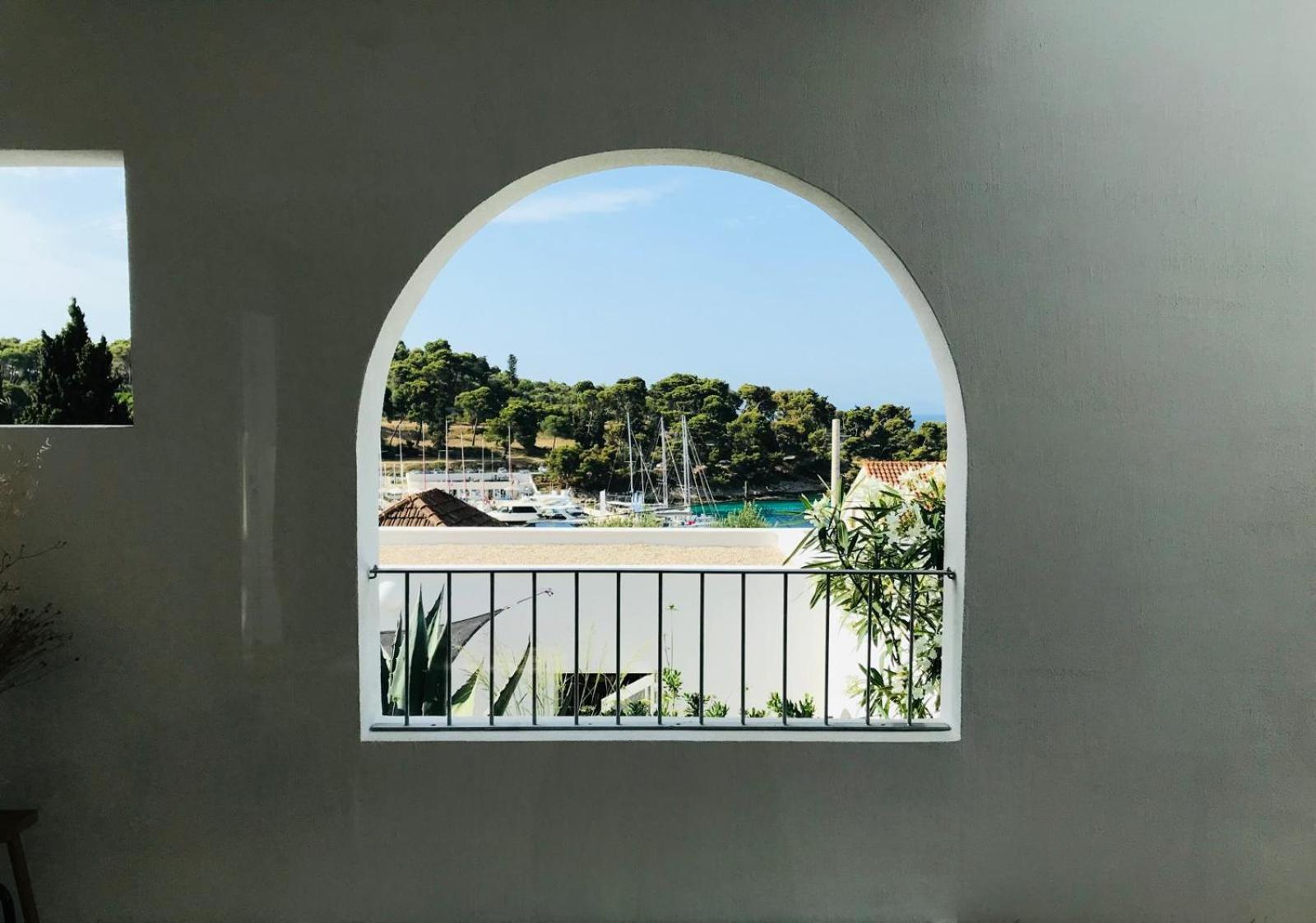 Sol Melba Boutique Studios - Maslinica Εξωτερικό φωτογραφία