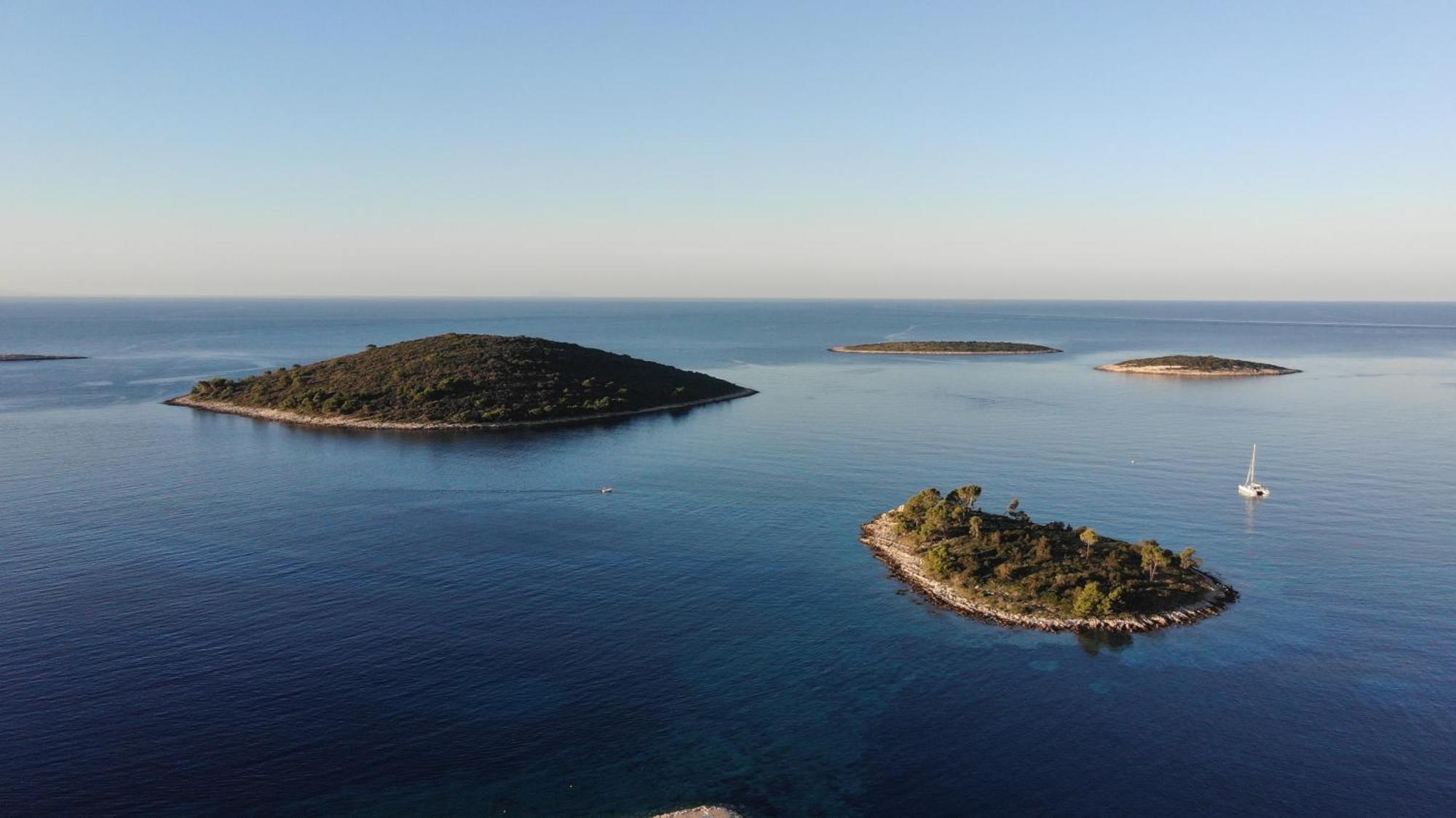 Sol Melba Boutique Studios - Maslinica Εξωτερικό φωτογραφία